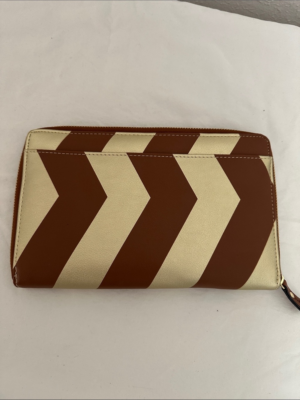 Kate Landry Clutch Wallet - Picture 3 of 6